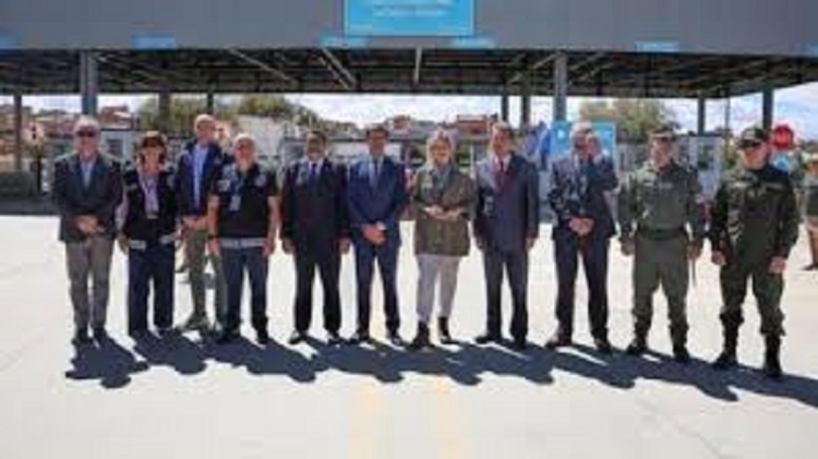 Inauguraci&oacute;n de la remodelaci&oacute;n y modernizaci&oacute;n tecnol&oacute;gica del puente internacional de La Quiaca