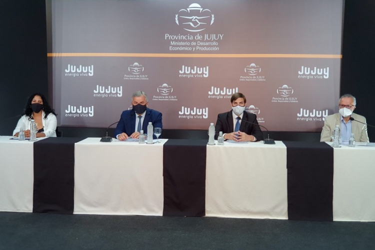 Morales anunci&oacute; financiamiento por $50 millones para la cosecha de tabaco