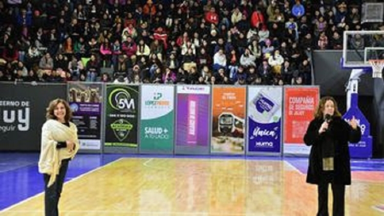 M&aacute;s de 2.000 docentes se capacitaron en prevenci&oacute;n del bullying y ciberbullying