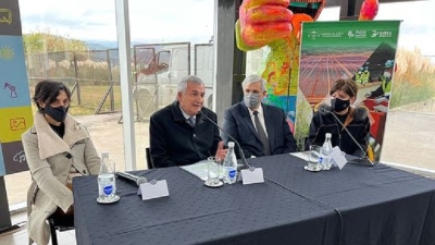 Gerardo Morales entreg&oacute; fondos por 31 millones de pesos para la conservaci&oacute;n de bosques nativos