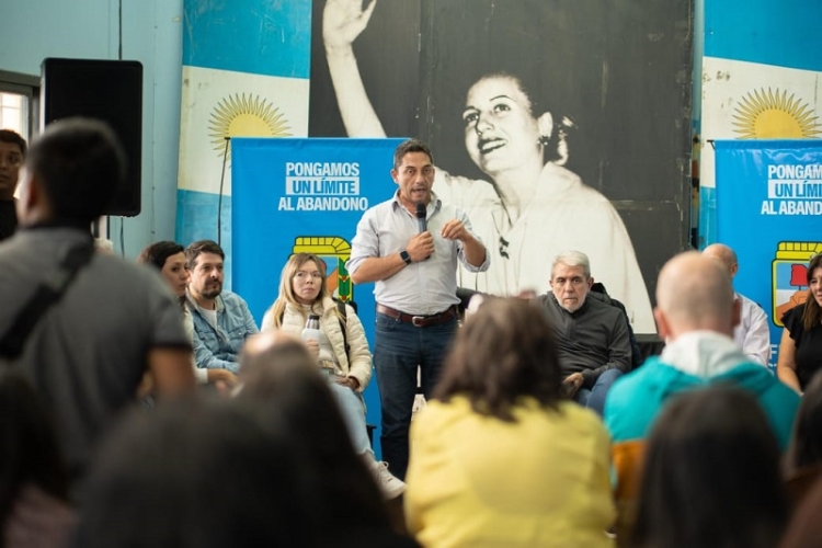 Cristian Santamans: &ldquo;Tenemos una ciudad estancada que data de problem&aacute;ticas de m&aacute;s de 40 a&ntilde;os&rdquo;