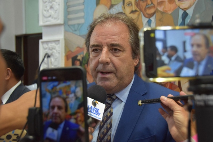 Bernis: &ldquo;Nunca vamos a sancionar una ley que corte la libertad de expresi&oacute;n&rdquo;