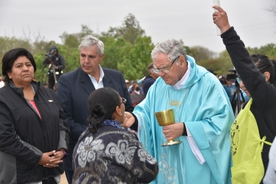 La virgen de R&iacute;o Blanco y Paypaya recibi&oacute; el cari&ntilde;o de la familia de Jujuy