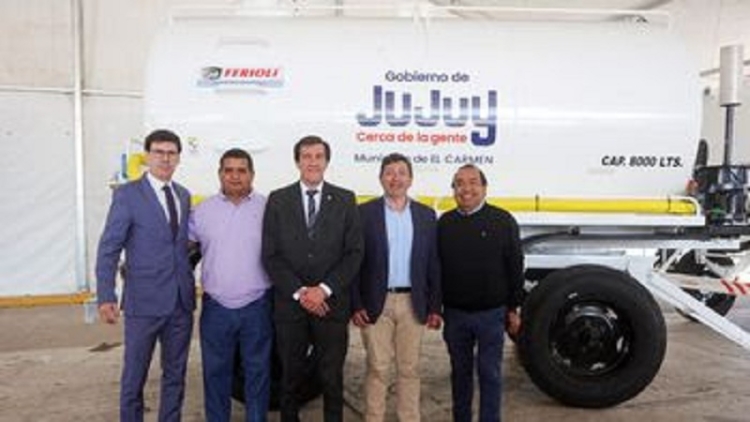 Sadir entreg&oacute; tanques atmosf&eacute;ricos a municipios