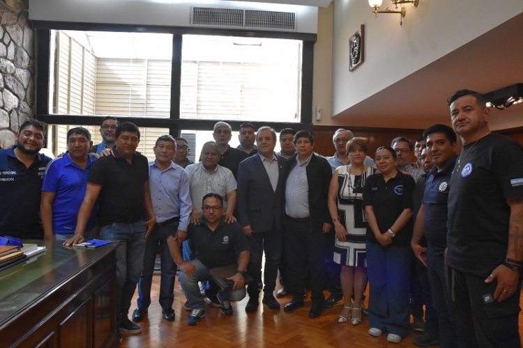 Bernis recibi&oacute; a dirigentes de la CGT Ubaldini para abordar inquietudes de los distintos sectores gremiales