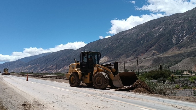 VIALIDAD NACIONAL EJECUT&Oacute; TRABAJOS DE EMERGENCIA Y MANTENIMIENTO EN RUTAS NACIONALES DE JUJUY