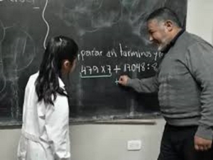 Jujuy duplicar&aacute; los abonos para docentes que trabajen a m&aacute;s de 60 kil&oacute;metros de su hogar