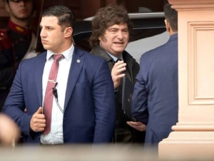 Javier Milei encabez&oacute; una nueva reuni&oacute;n de Gabinete y recibi&oacute; a legisladores libertarios