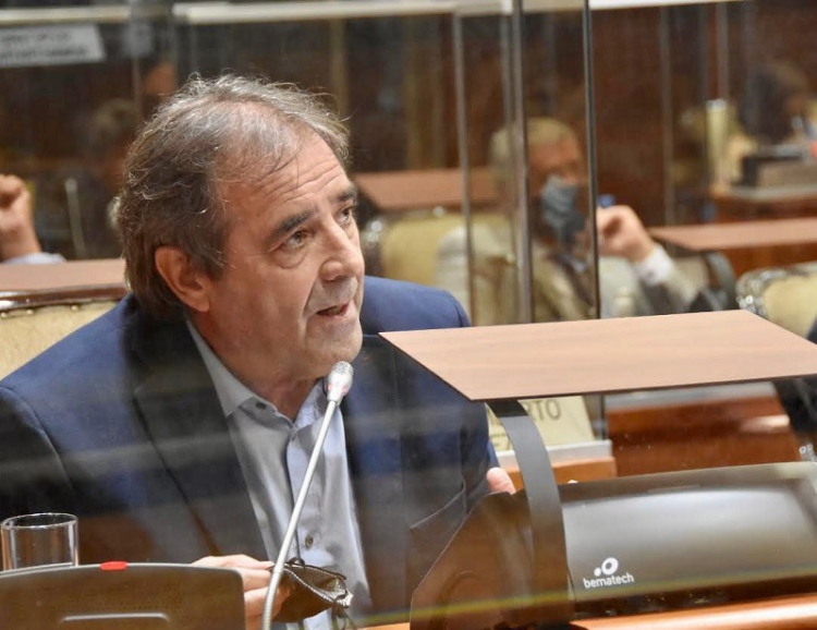 El kirchnerismo va por el FET, no se lo vamos a permitir