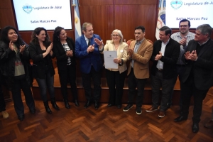 La Legislatura distingui&oacute; a la doctora Mar&iacute;a Joaquina Gurrieri por su trayectoria en la salud p&uacute;blica y la acci&oacute;n comunitaria