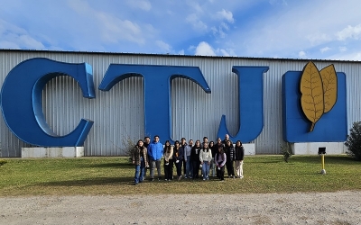 Estudiantes de Ingenier&iacute;a Qu&iacute;mica recorrieron las instalaciones de la Cooperativa de Tabacaleros de Jujuy