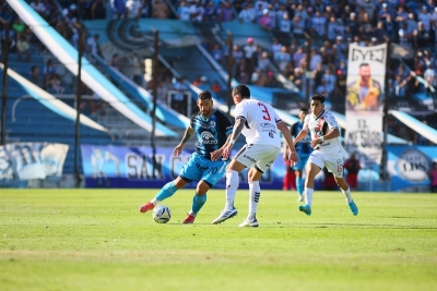 Gimnasia derrot&oacute; a Chacarita y ahora enfrentar&aacute; a San Miguel por el reducido