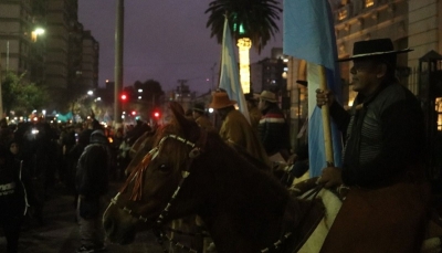Tercera marcha de antorchas