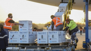 Llegan m&aacute;s dosis del componente 2 de la Sputnik y comienza la producci&oacute;n en el pa&iacute;s