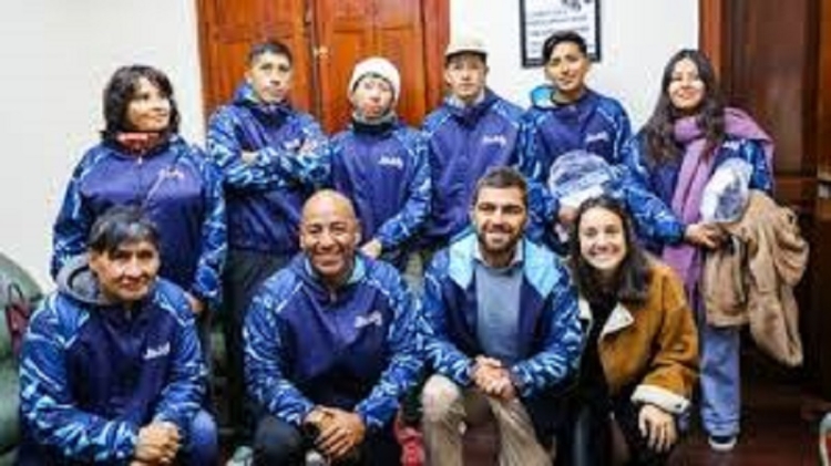 Juegos Argentinos Urbanos: Jujuy despidi&oacute; a su delegaci&oacute;n con la entrega de indumentaria y pasajes