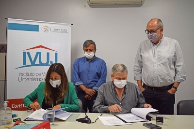 IVUJ: apertura de sobres de licitaciones de viviendas del programa nacional "Casa Propia"