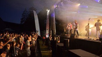 El p&uacute;blico de La Vienne disfrut&oacute; de la cultura juje&ntilde;a