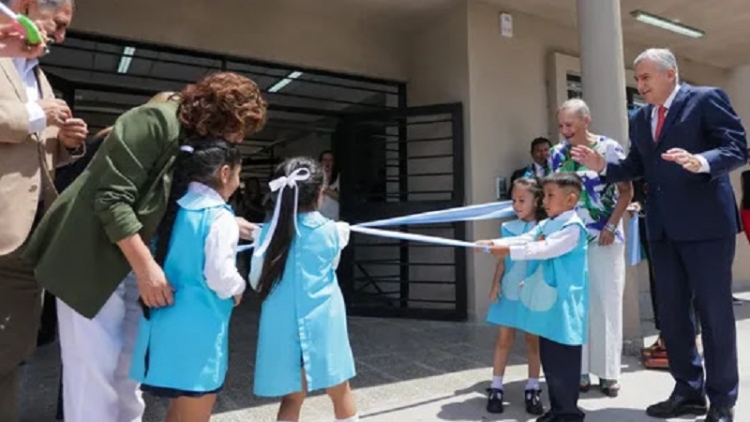 El Gobernador encabez&oacute; la inauguraci&oacute;n del Jard&iacute;n de Infantes Pucarita