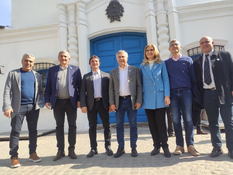 Tucum&aacute;n: con un fuerte llamado a la unidad, Morales rindi&oacute; homenaje a los h&eacute;roes de la independencia