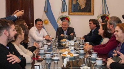 Morales recibi&oacute; a concejales bonaerenses que vinieron a conocer el modelo productivo juje&ntilde;o