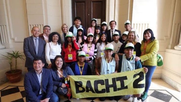 Sadir despidi&oacute; a estudiantes que presentar&aacute;n "Historias que dan miedo" en la Feria del Libro de Buenos Aires
