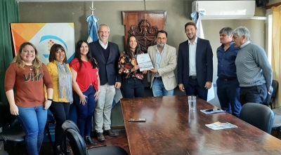 Concejales distinguieron a la deportista Luciana Lara