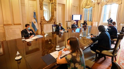 El Gobierno prev&eacute; empezar la vacunaci&oacute;n en la primera quincena de enero