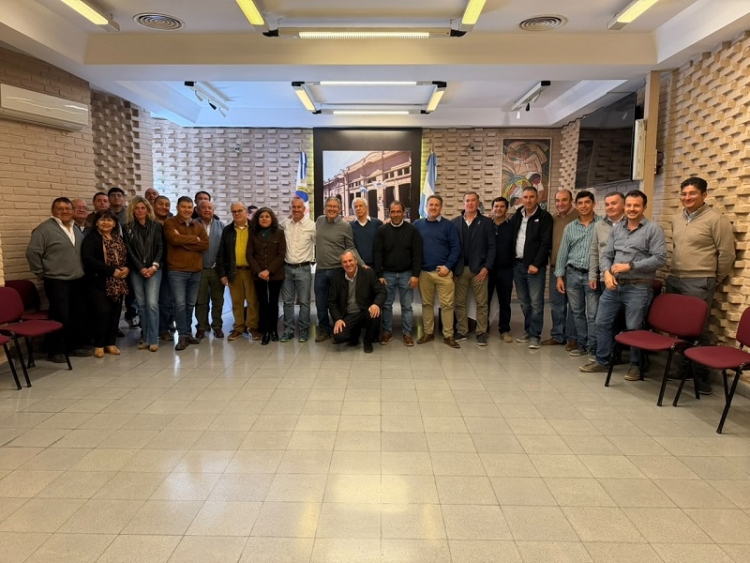 Encuentro productivo con sectores vinculados a la actividad tabacalera