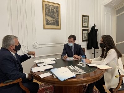 Morales pedir&aacute; a la europea Talgo cotizaci&oacute;n por tres duplas para el tren de la Quebrada