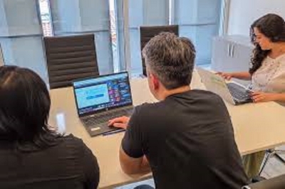 Emprendedores tur&iacute;sticos aprenden a gestionar sus negocios con herramientas digitales