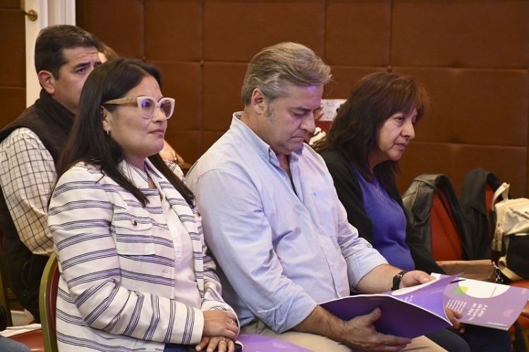 Gast&oacute;n Mill&oacute;n acompa&ntilde;&oacute; la presentaci&oacute;n del monitoreo "A 5 a&ntilde;os de la Ley Iara en Jujuy&rdquo;