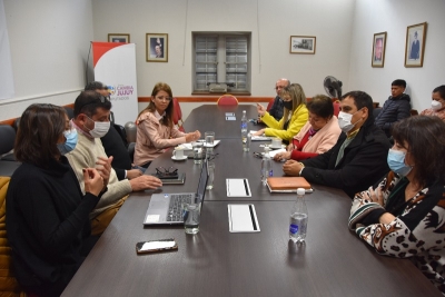 La Comisi&oacute;n de Salud recibi&oacute; colaboraciones para el estudio del Proyecto de Residencias de Profesionales de la Salud