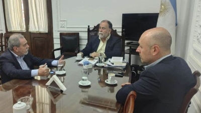 &Aacute;lvarez Garc&iacute;a recibi&oacute; al prestigioso consultor Carlos Fara