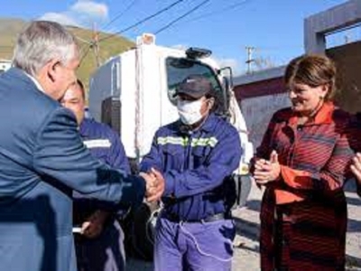 Morales entreg&oacute; en Volc&aacute;n un cami&oacute;n compactador para mejorar la Gesti&oacute;n de Residuos