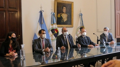Se deber&aacute; contar con el esquema de vacunaci&oacute;n completo para participar de eventos masivos como el carnaval
