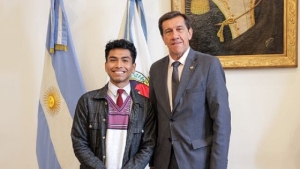 Sadir reconoci&oacute; al joven Lautaro Sosa por lograr una beca de estudios de una universidad estadounidense