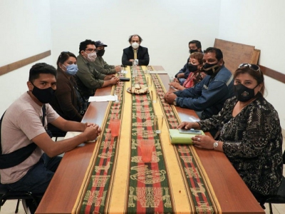 El Ministro de Trabajo y Empleo, Normando &Aacute;lvarez Garc&iacute;a, encabez&oacute; una reuni&oacute;n con representantes del gremio SEOM.