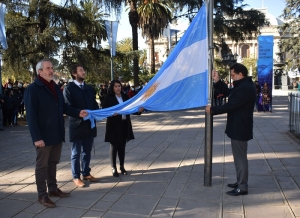 Izamiento de banderas en el marco de la semana del &eacute;xodo juje&ntilde;o