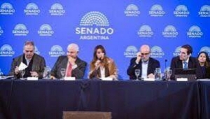 Senado aprueba dictamen que eleva cortes de bioetanol y biodiesel y extiende plazos hasta 2036