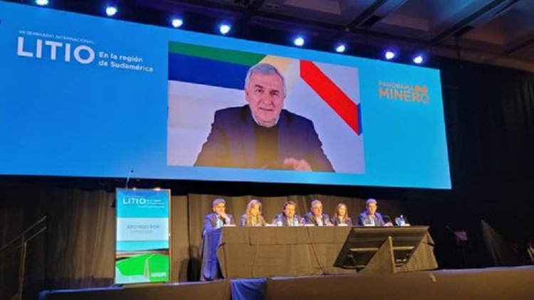 Morales mostr&oacute; la proyecci&oacute;n de desarrollo sustentable del litio