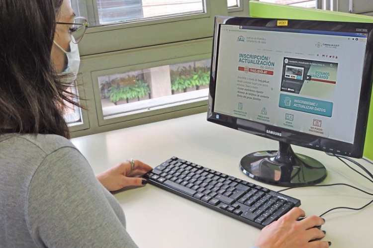 Con buenos resultados avanza la inscripci&oacute;n y actualizaci&oacute;n de datos online del IVUJ