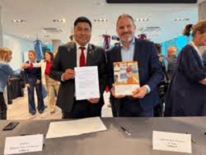 Firman acuerdo para impulsar el turismo binacional