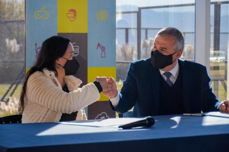 Acuerdo entre el Gobierno y Agr&oacute;nomos para trabajar en la sostenibilidad de los sistemas productivos agr&iacute;colas, pecuarios y forestal