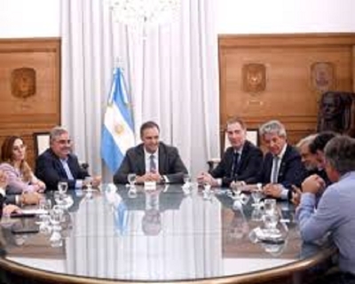 En medio de las especulaciones, Jalil visit&oacute; la Casa Rosada