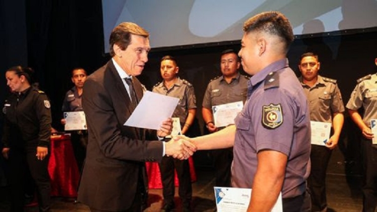 Bomberos incorpora recursos humanos calificados