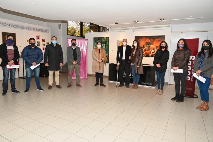 Agencias y gu&iacute;as de turismo recibieron subsidios