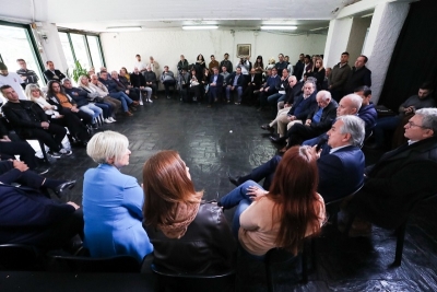 Gerardo Morales habl&oacute; ante empresarios y pymes industriales en Tres de Febrero