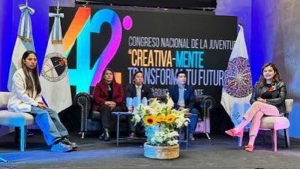 Estudiantes de distintas provincias participan del 42&ordm; Congreso de la Juventud