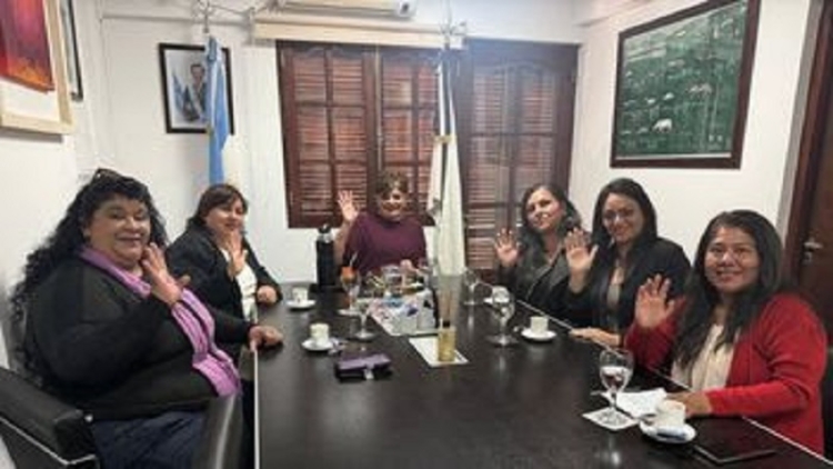 Ambiente promueve la inclusi&oacute;n con la participaci&oacute;n activa de la comunidad sorda