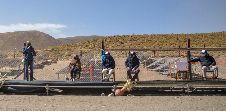 La comunidad aborigen de Lip&aacute;n tiene energ&iacute;a el&eacute;ctrica limpia las 24 horas del d&iacute;a